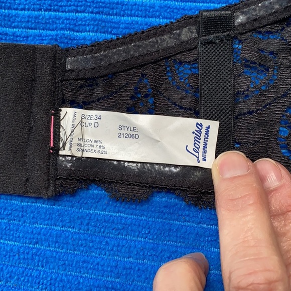 34D Leonisa Strapless Bra - Picture 5 of 7